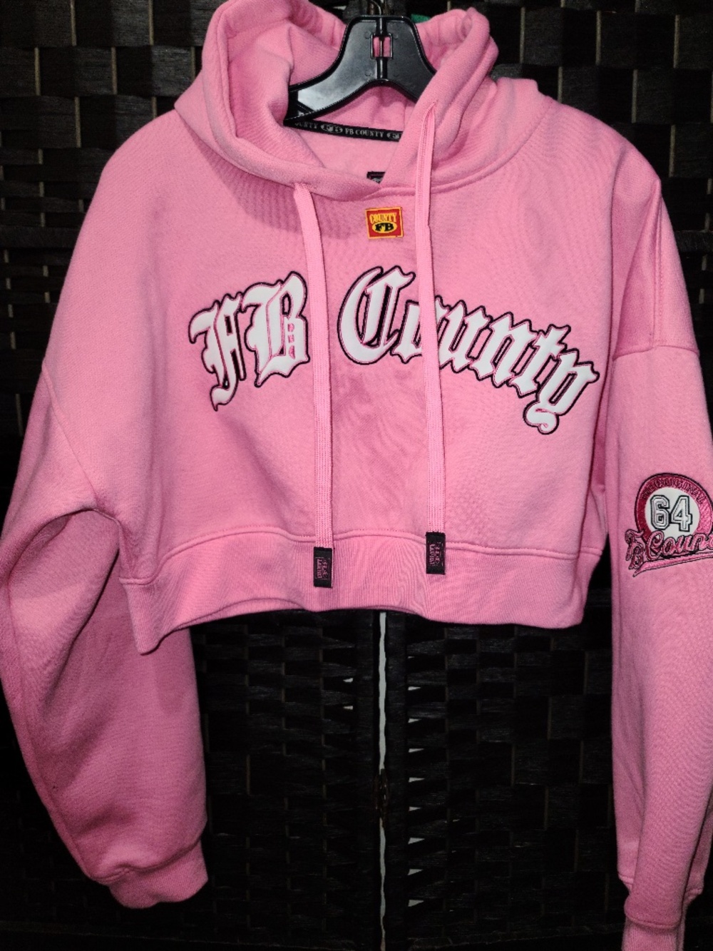 FB County Old School Pink Crop Hoodie Size Large NWOT
